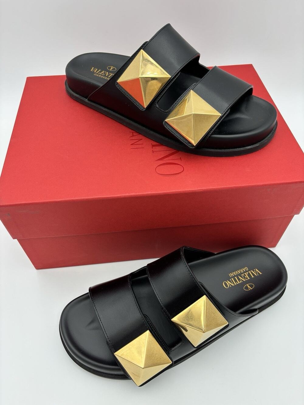 Authentic Valentino One Stud Rockstud Two Strap Sandal Black Gold Size 37.5 Dad